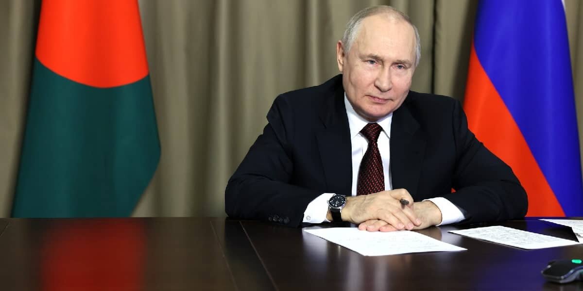 Фото: с сайта Кремля (http://static.kremlin.ru/media/events/photos/big2x/uhvLwUVkGNXCm4TA9shbAiMvuxHB8Mq0.jpg)