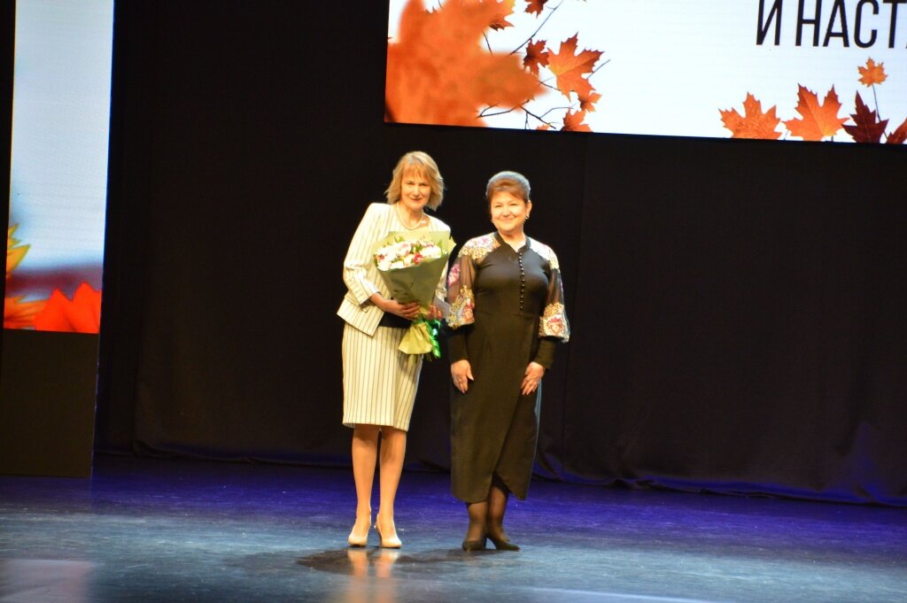 В Твери 21 педагог удостоен звания почётного работника образования РФ