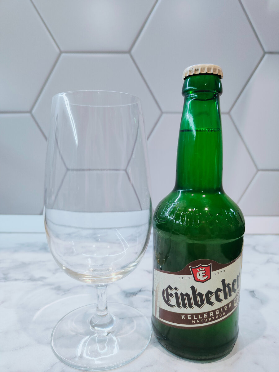 Пиво "Einbecker Kellerbier" (Айнбекер Келлербир) из Германии