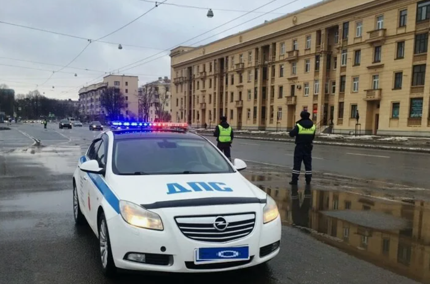 ДПС ГИБДД Санкт Петербург. ДПС Кировского района СПБ. ДПС СПБ ГАИ. Машина ДПС. Дпс питера