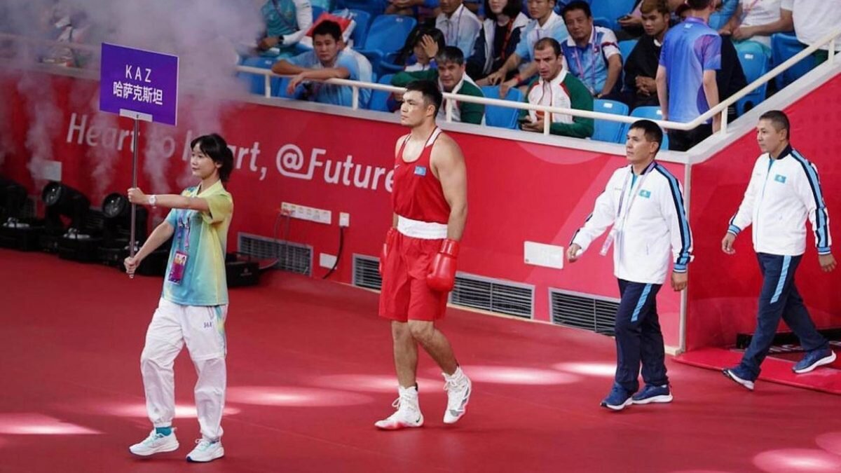    Фото: Olympic.kz Август Макаров