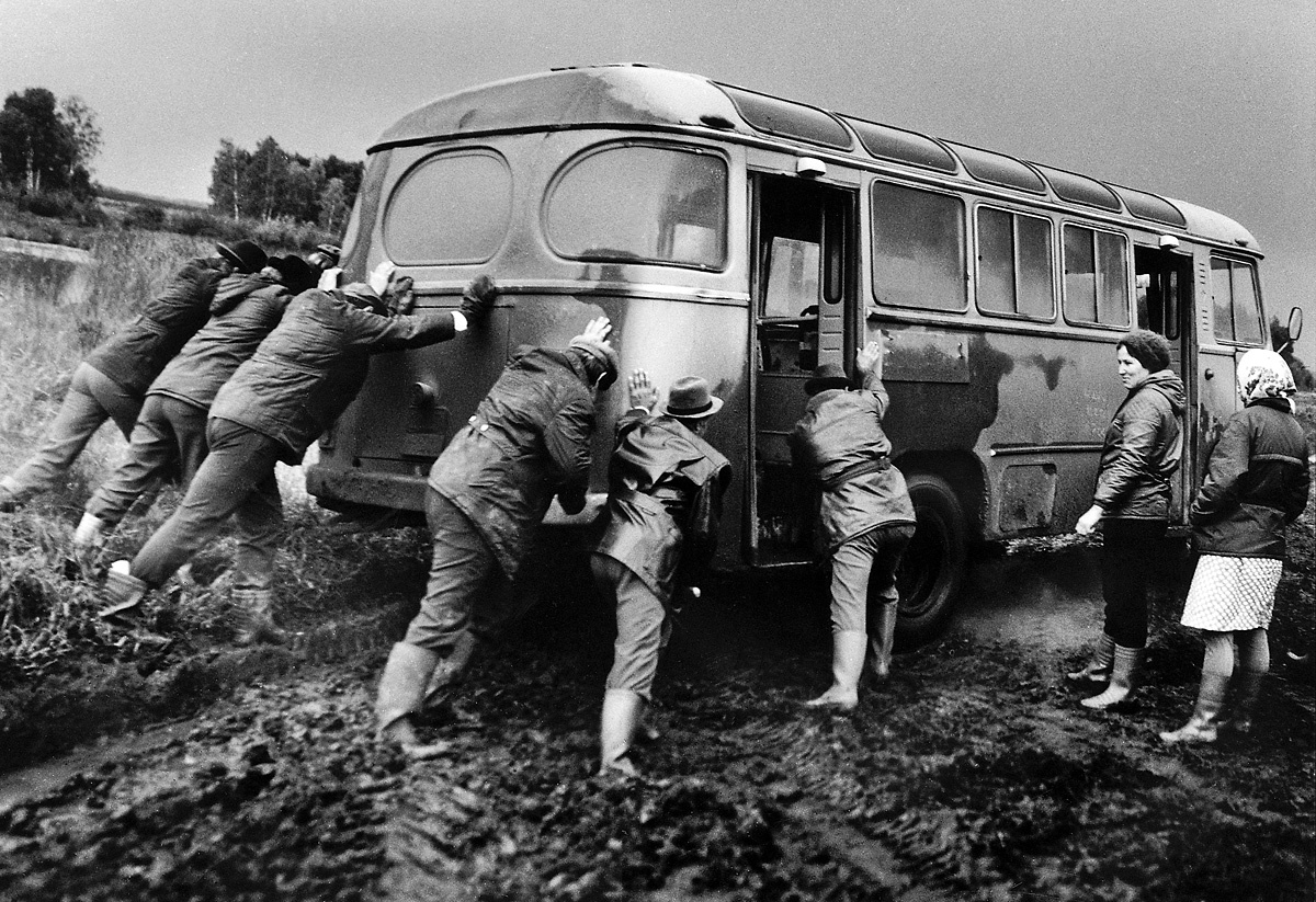 «Распутица» 1980 - 1999
Лагунов Игорь Анатольевич https://m.russiainphoto.ru/