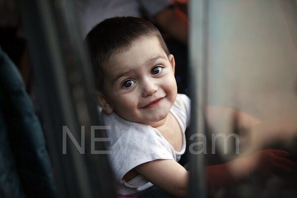 Кажется, что смотришь хронику событий давно минувших дней. Будто кто-то запустил старое кино, и оно вот-вот закончится. Но оно длится, длится, и длится… И эти лица.-5