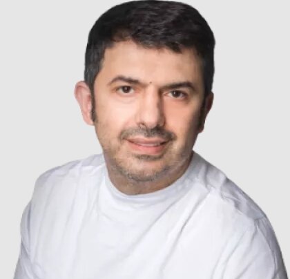 Нувахов Натан Романович - ортодонт клиники «Доктор Мартин»