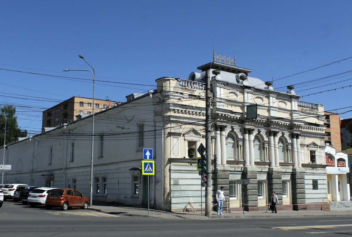 Кинотеатр имени Щепкина Курск. Театр Щепкина Курск. Курск городской театр 1897. Кинотеатр им Щепкина Курск фото.