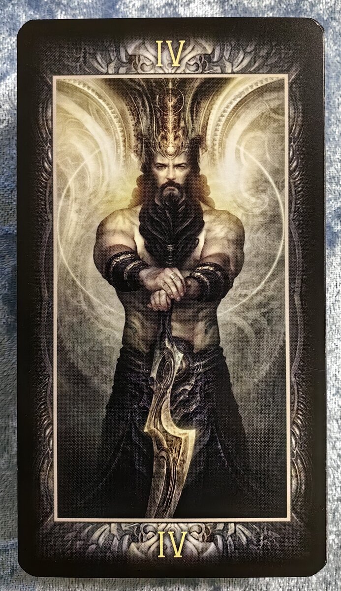 император райдер уэйт. 4 аркан таро император. аркан император таро. аркан император таро. таро уэйта 4 аркан император.