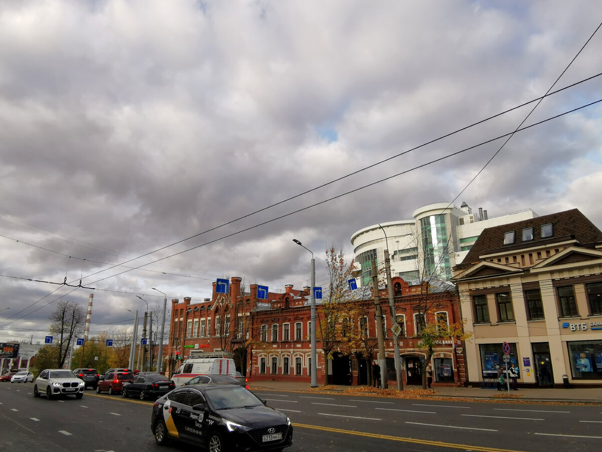 Одна из центральных улиц