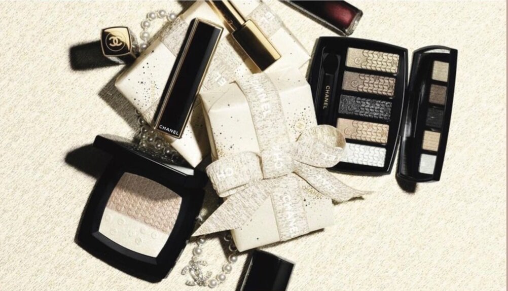 Средства из коллекции Chanel Makeup Collection Christmas Holiday 2023. Материал: mimi_cosmetics06.