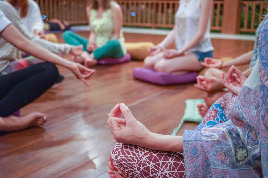 Пение мантр