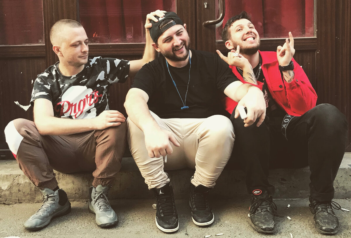 фото из подборки по этой теме https://t.me/kaipondahood