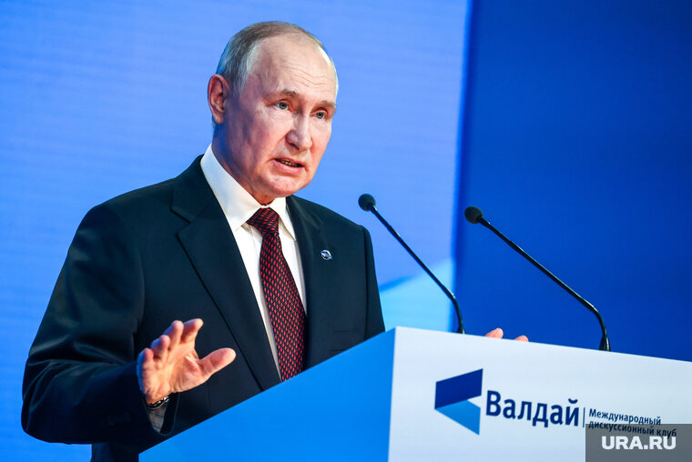    Путин считает, что пришло время построения нового мира