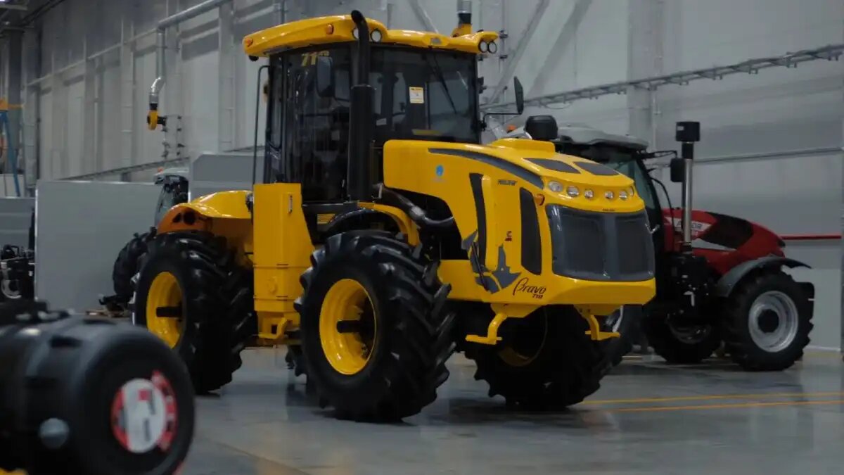  Фото: Скриншот видео YouTube-канала OPTITECH AGRO
Аргентинский трактор Pauny Bravo 710