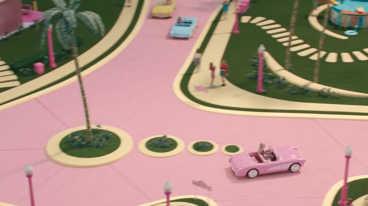 Начальные кадры, знакомящие зрителя с Барбилэндом