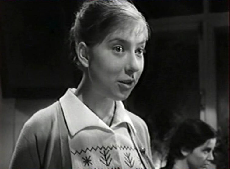 Инна Чурикова в фильме "Тучи над Борском"