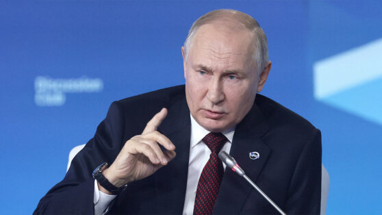    Отношения с Китаем, Украина в НАТО: о чем говорил Путин на заседании "Валдая" Андрей Бурков