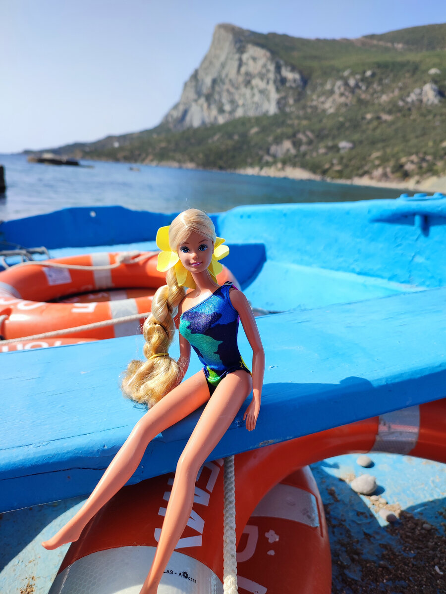 Наконец-то выбралась из коробки! Barbie Tropical