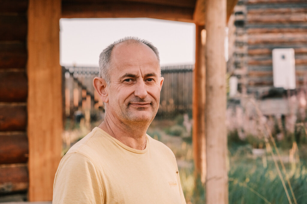 Алексей Ган переехал на Ольхон из Москвы. Фото: Евгений Михайлов