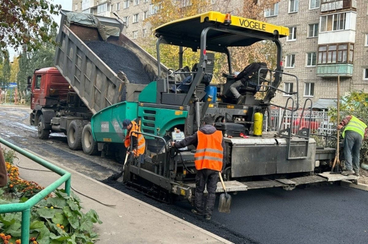   В Ленинском округе Омска благоустроили двор ещё одного дома