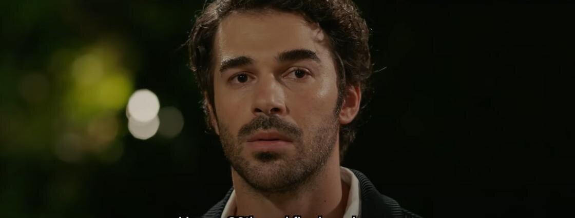    Юсуф Чим в трейлере сериала «Обман»:YouTube / turkishdrama.com