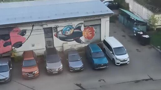 Vixerunt | Вот так гастарбайтеры эвакуируют вручную машины, когда им ...