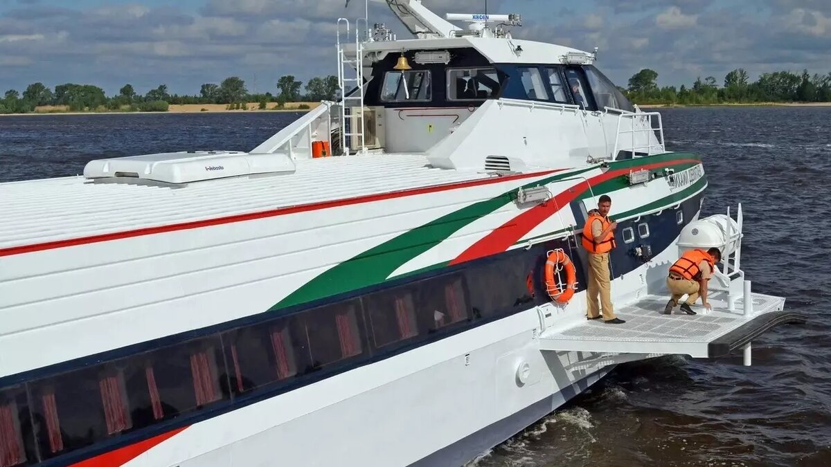     Из Казани в Чувашию отправится первый пробный «Метеор-2020». Поездка запланирована на 8 октября. Об этом пишет ТАСС со ссылкой на министра транспорта и дорожного хозяйства Татарстана Фарита Ханифова.