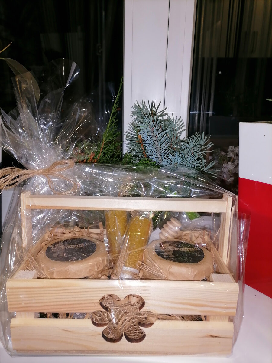 Очередной презент на день учителя, делала под заказ. 