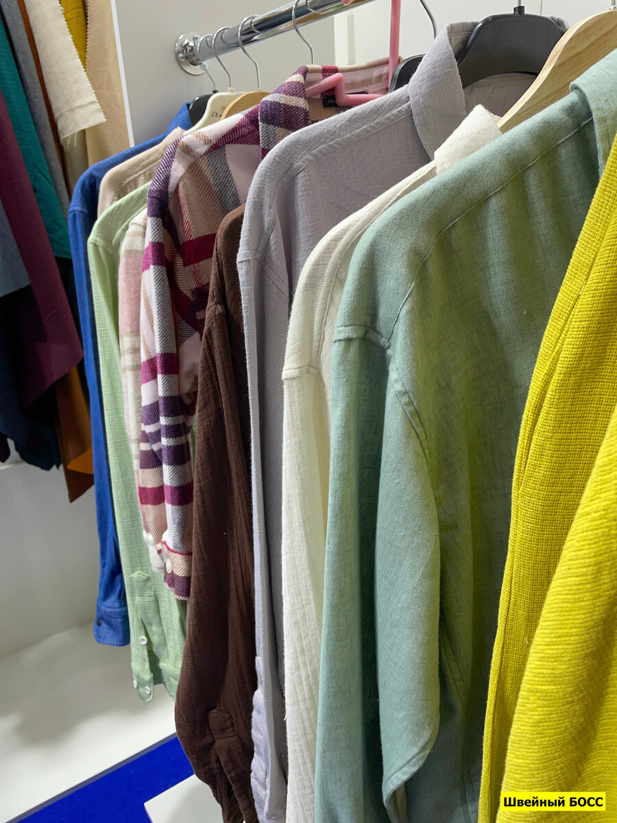 Обязательно сортируйте по цвету вещи перед стиркой.