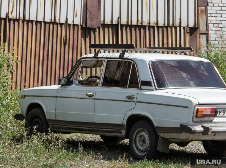    Водитель не имел права на управление автомобилем
