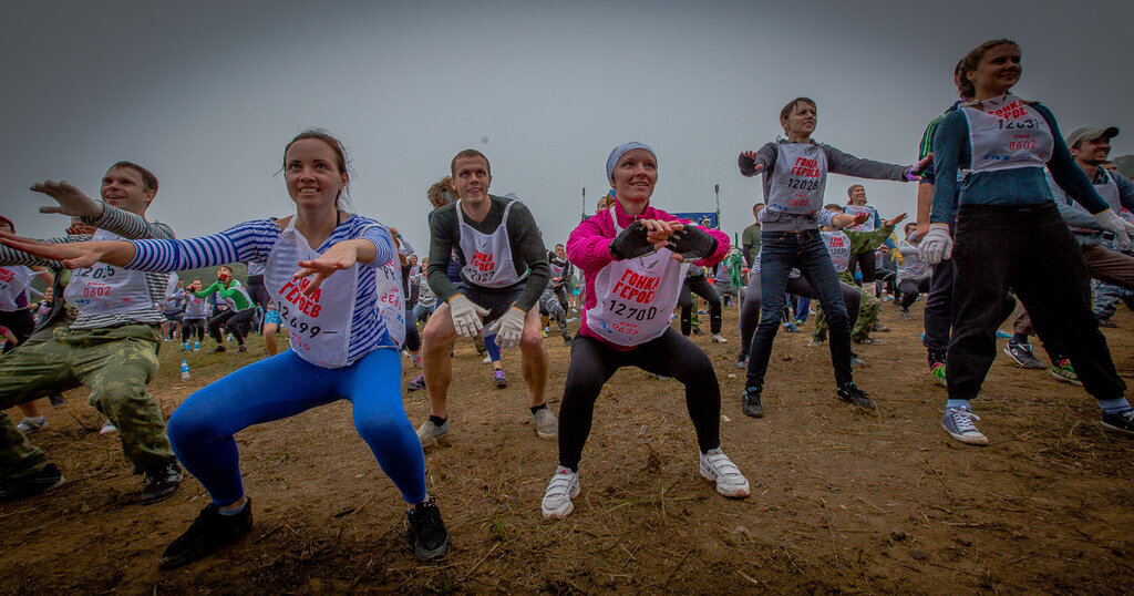 На протяжении всего мероприятия для участников Гонки и их болельщиков работала фан-зона. Там можно было принять участие в массовой разминке и других спортивных активностях от партнеров мероприятия, а также отдохнуть в зоне восстановления и перекусить на полевой кухне.