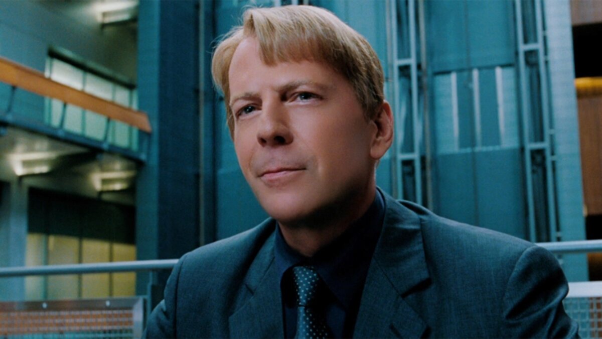 Кадр из фильма "Суррогаты" (2009)