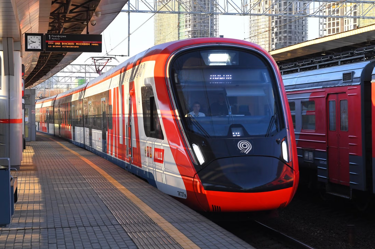 В 2025–2026 гг. планируется ввод МЦД-5, в состав которого входит станция «Калинина». И тогда интервал движения поездов составит всего 5–7 минут