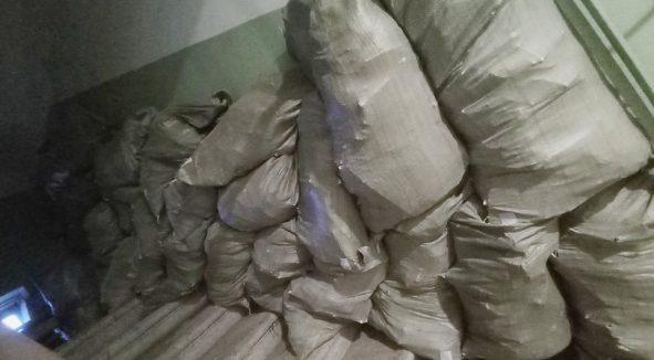 Вывоз мусора в мешках