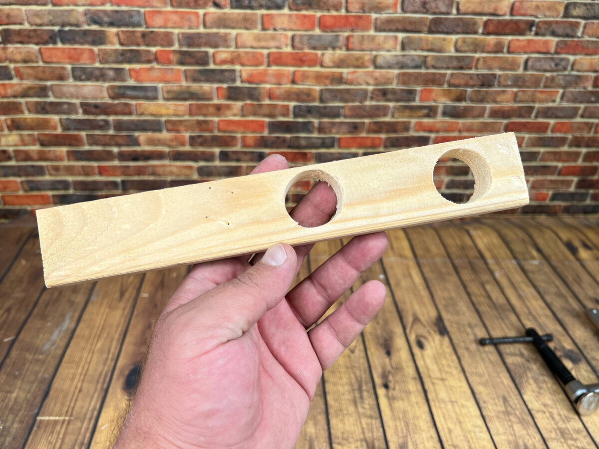 В стремлении к самореализации через творчество, создание собственных полезных устройств занимает особое место.-8