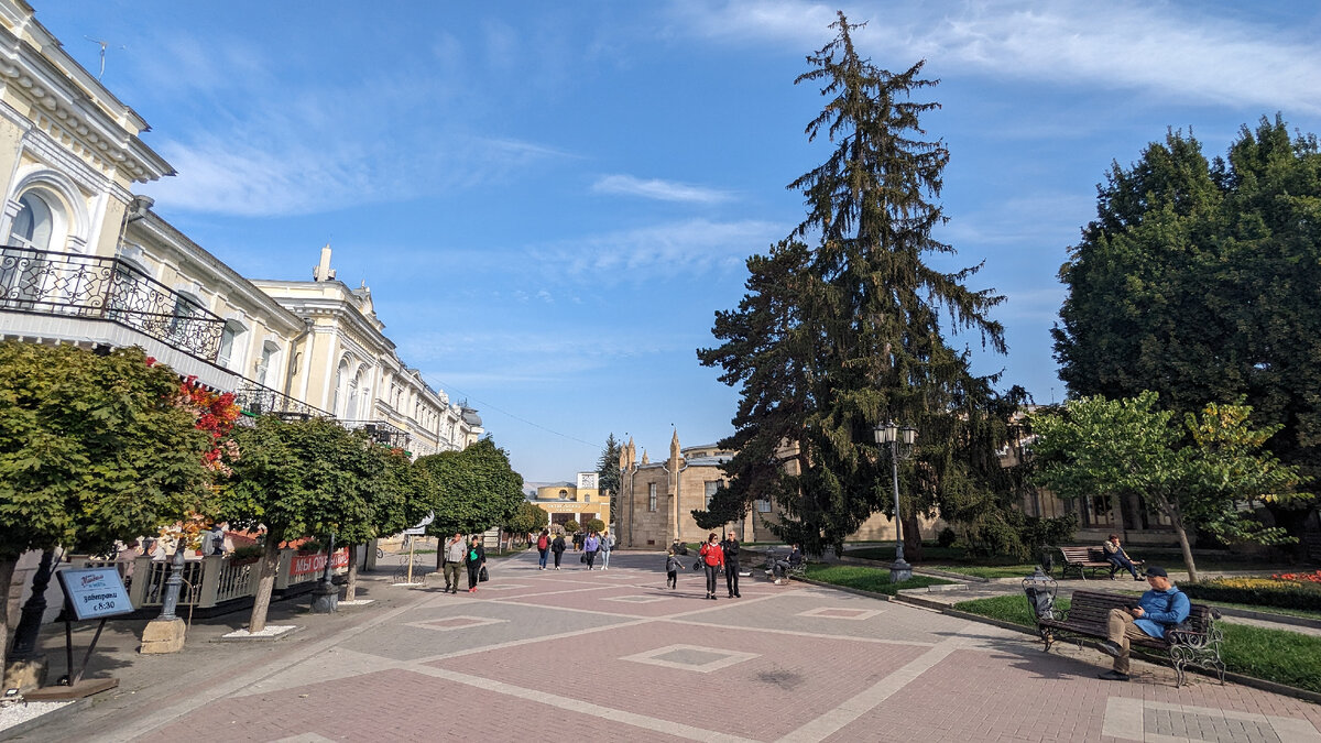 Курортный бульвар. Здесь и далее, всё фото автора 