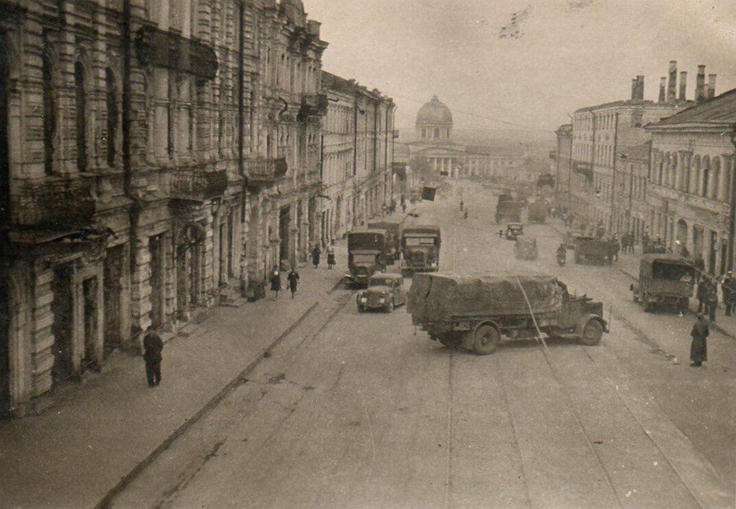 Курская оккупация. Курск 1942 год. Оккупация Курска 1941. Курск 1943 оккупация. Курск собор оккупация.