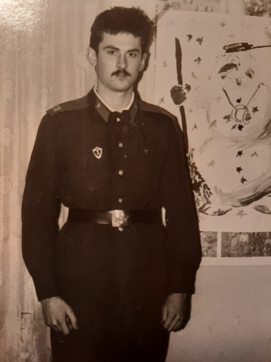 Чистые погоны - чистая совесть. (фото автора).