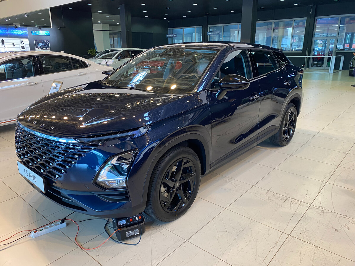 Так выглядела машина в салоне... Фото автора