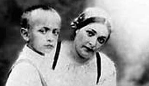 Ролан Быков в детстве со своей матерью