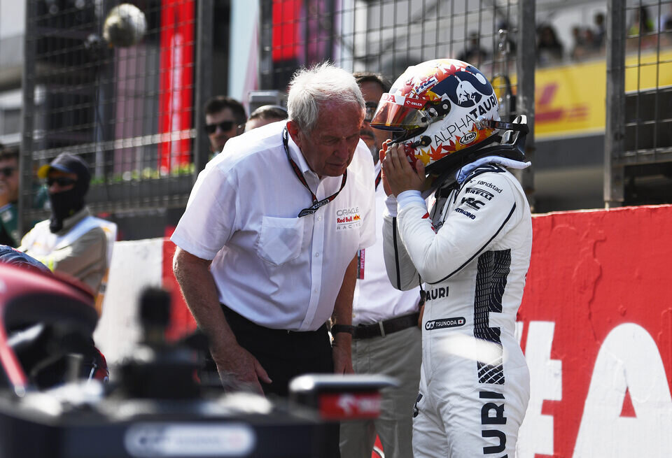    Спортивный консультант Red Bull Хельмут Марко прокомментировал слухи о том, что Юки Цунода может перейти в Aston MartinGetty Images / Red Bull Content Pool