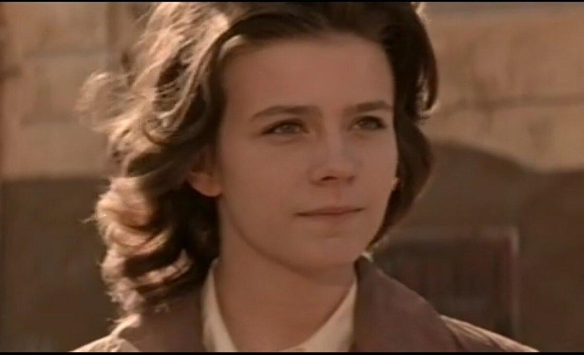 Елена Сафонова в фильме "Ищу мою судьбу"