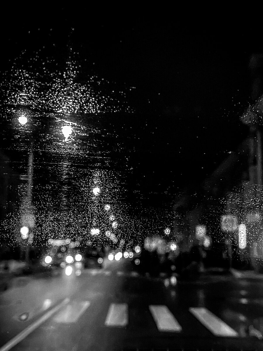 Ночь в городе, просыпается мафия 