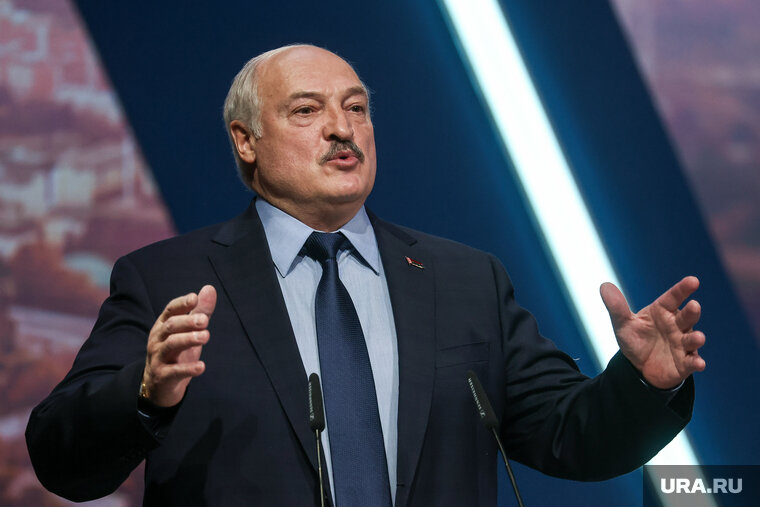    Александр Лукашенко заявил о намерении усовершенствовать армию Белоруссии