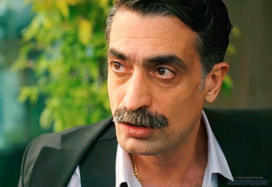 Актёр Дирен Полатогуллары.