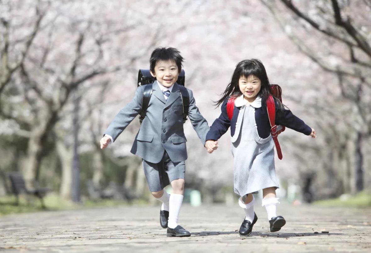 Japan 1. Японские школьники. Япония дети. Японские первоклассники. Япония дети в школе.