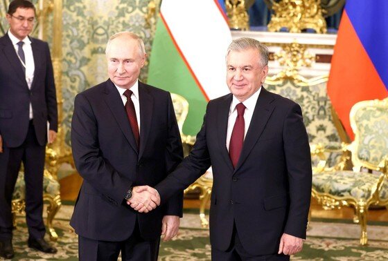    Владимир Путин и Шавкат Мирзиеев