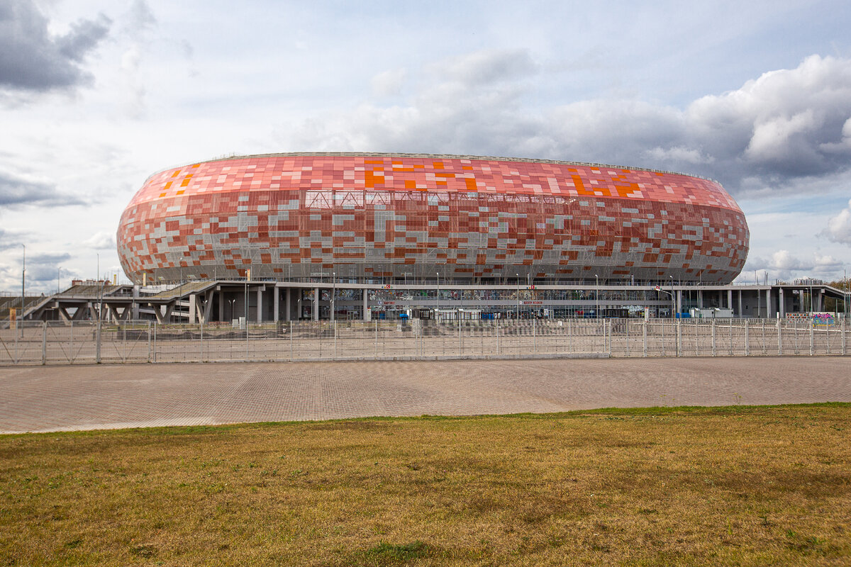 Футбольный стадион "Мордовия Арена". Саранск, Республика Мордовия. Фото автора статьи (листайте галерею, ещё 1 фото)