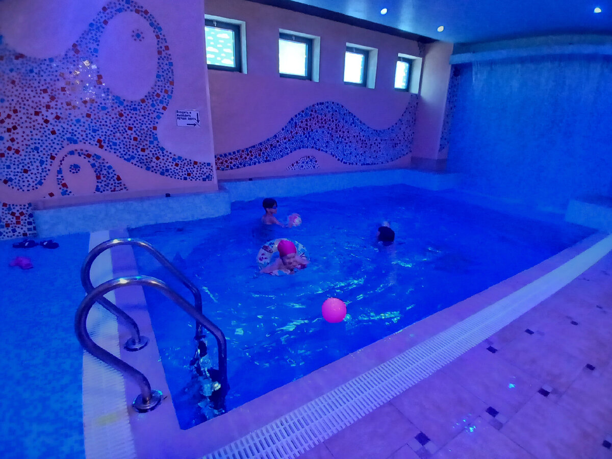 Это мы в бане месяц назад