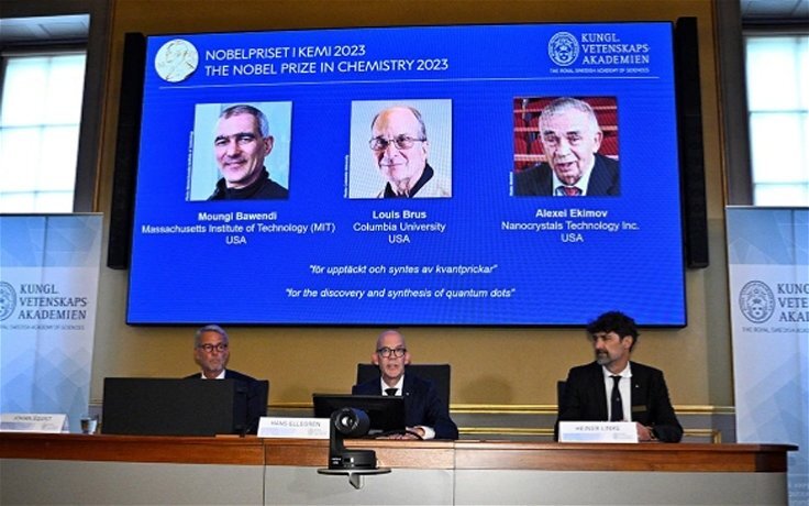 За двенадцать лет трое ученых не только открыли новые наночастицы-полупроводники, но и смогли найти им широкое применение. Изображение Claudio Bresciani / TT News Agency / Reuters / РБК