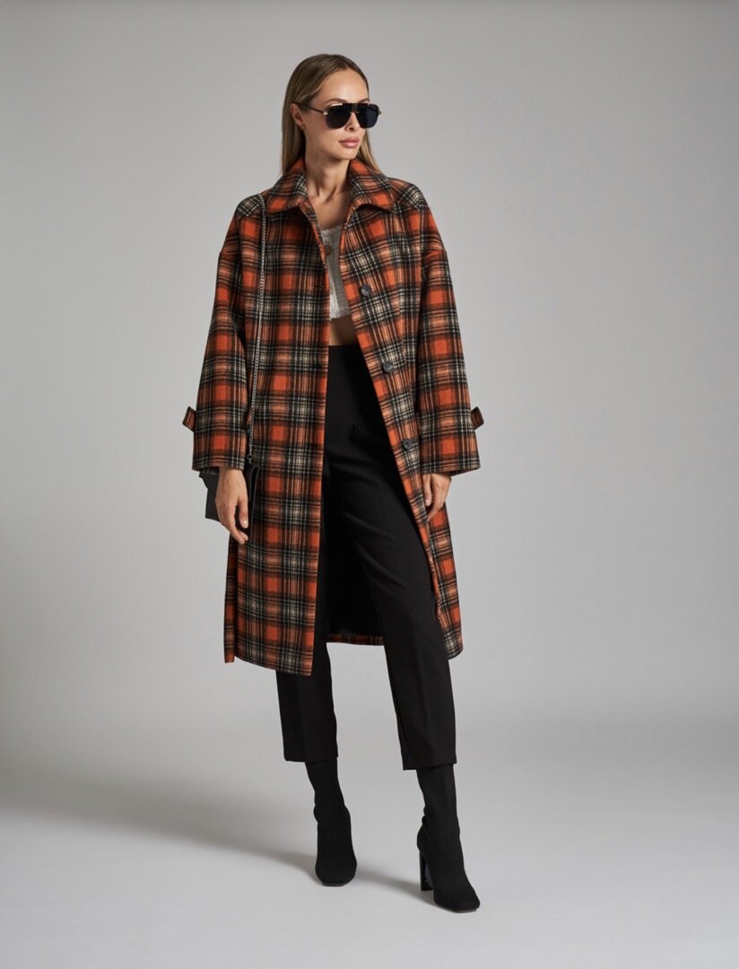 Интересное пальто DreamWhite