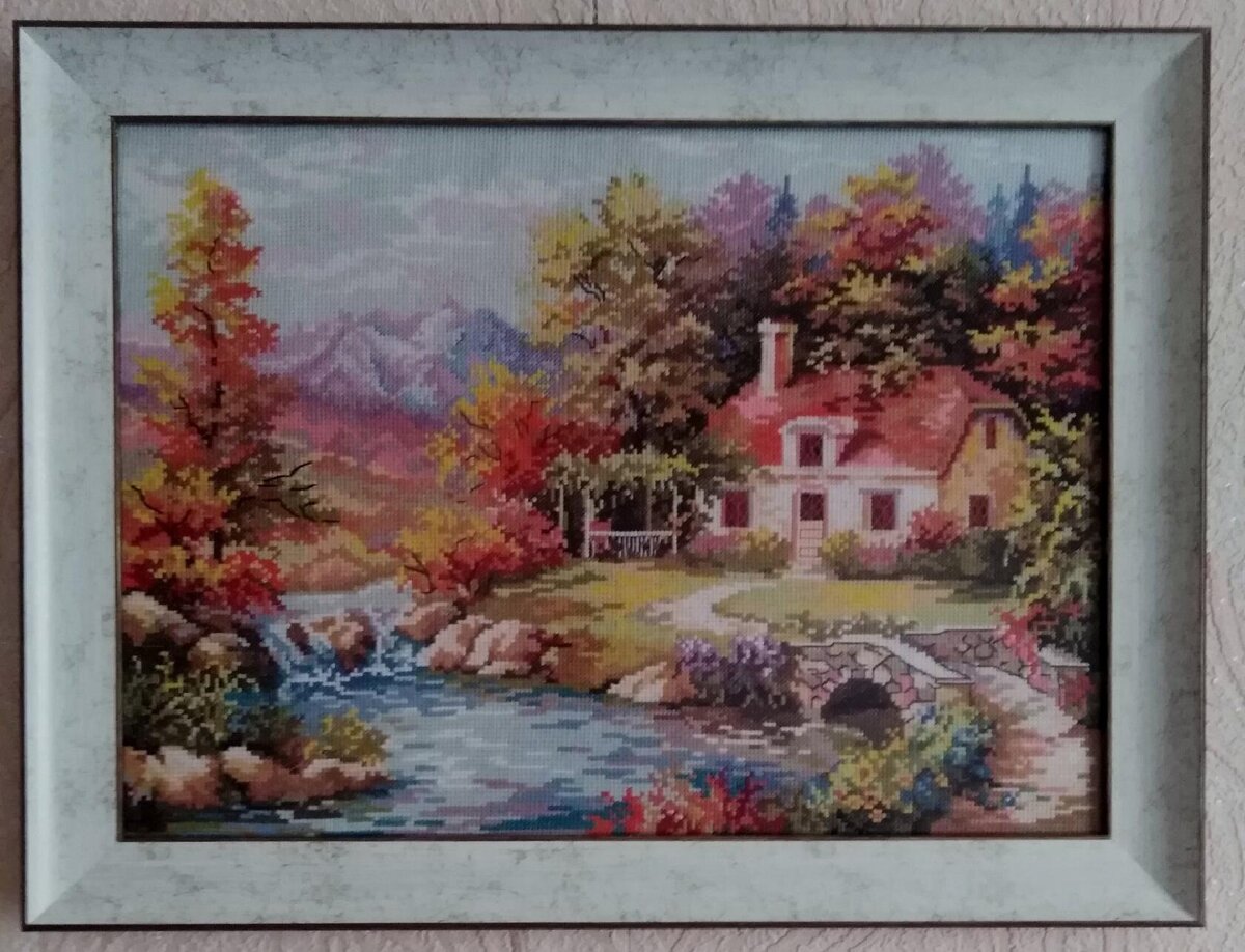 Фото автора.  Картине "Наш уголок" вышита по набору от  фирмы "Чудесная игла"  